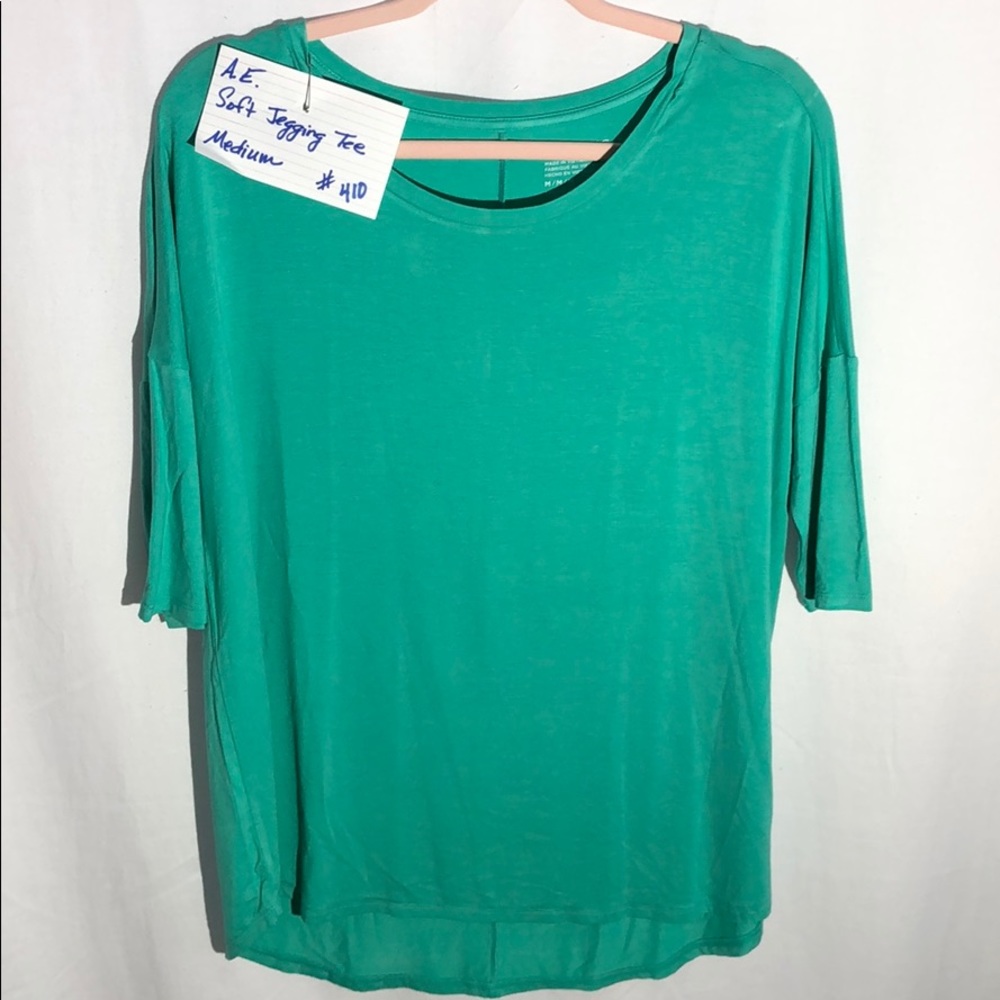 American Eagle Soft jeggings tee. Like NEW